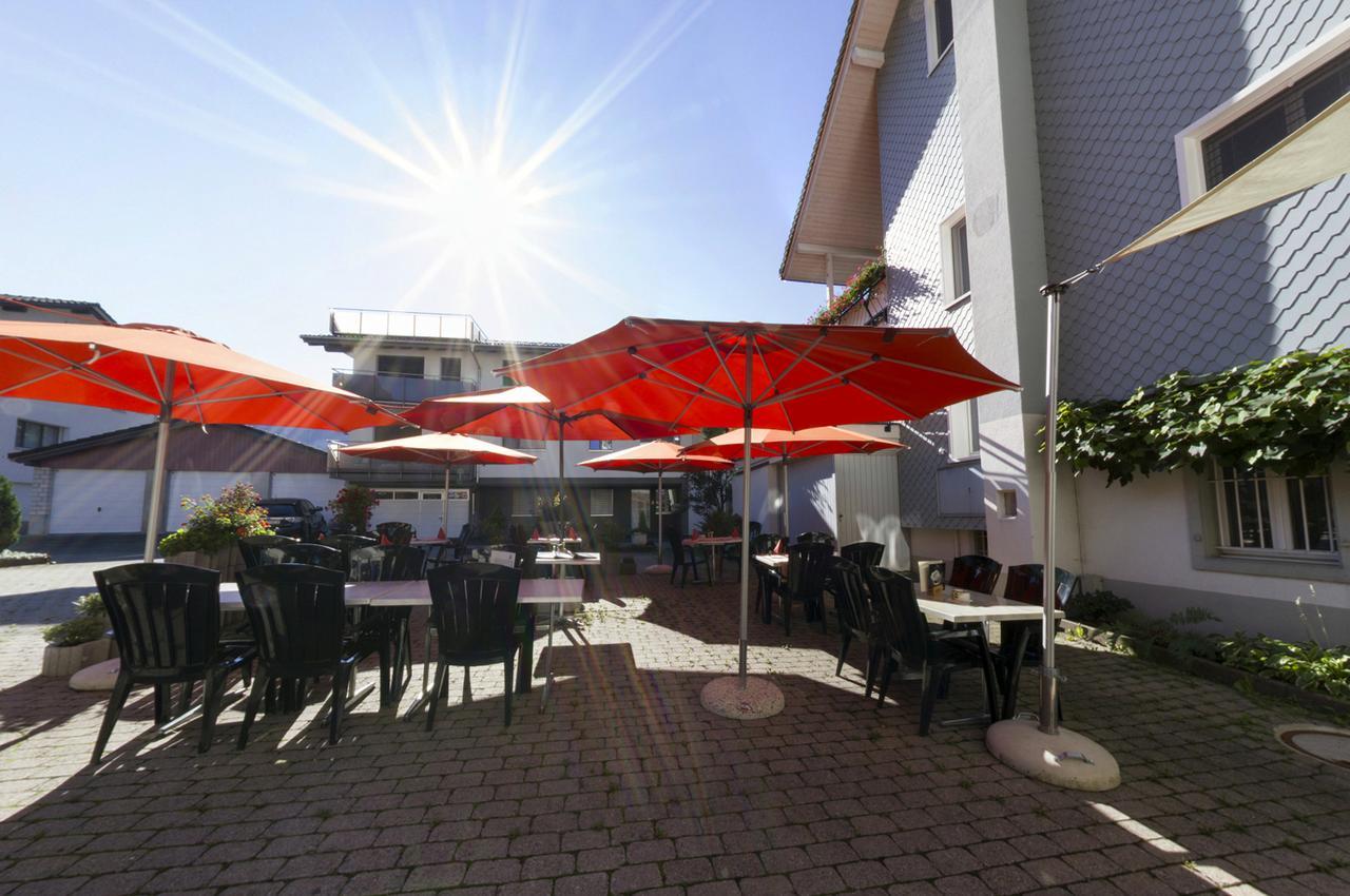 Gasthaus Post Muotathal Екстер'єр фото
